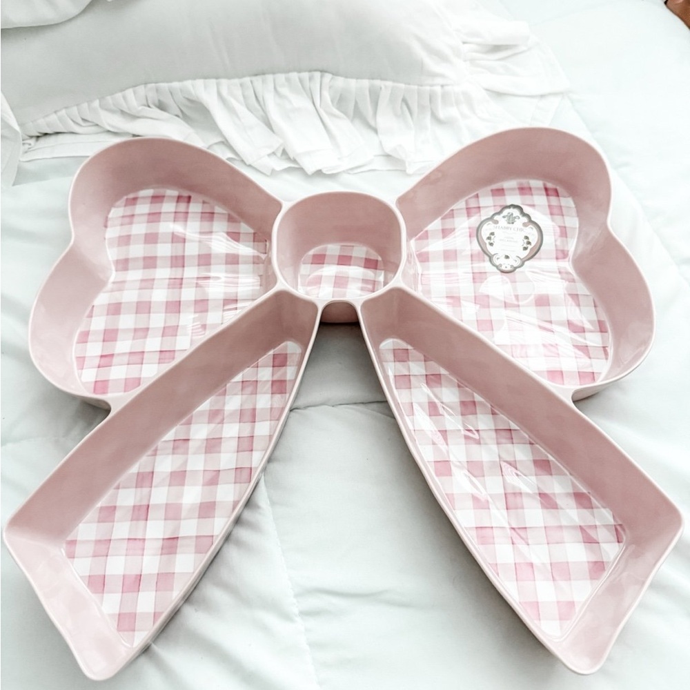 Shabby Chic Pink Bow-Shaped Gingham Tray